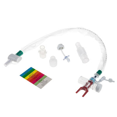 Un buon prezzo. Prodotti medici sterili Spurgimento automatico Catetere a sistema chiuso ISO approvato Dimensione 16Fr 72 ore in linea